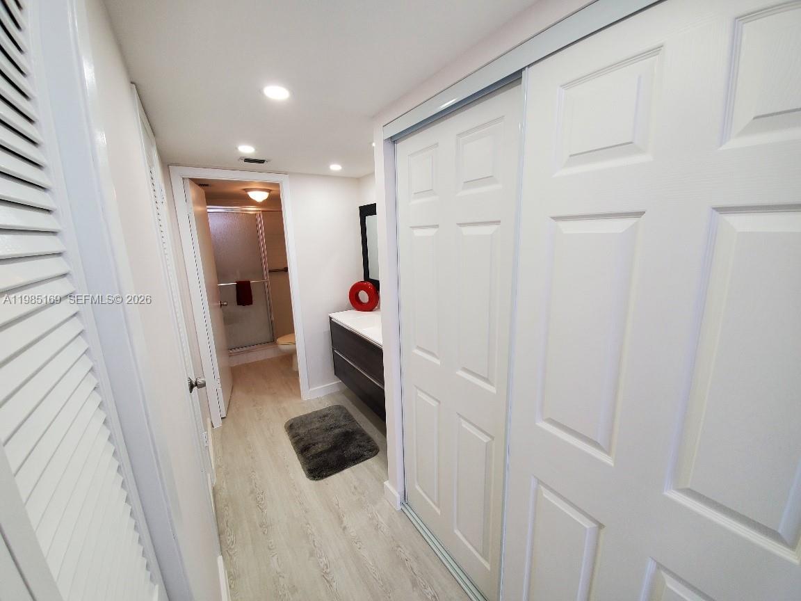 DEL PRADO CONDO - Residential Lease