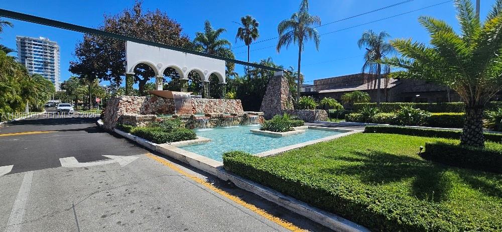 DEL PRADO CONDO - Residential Lease