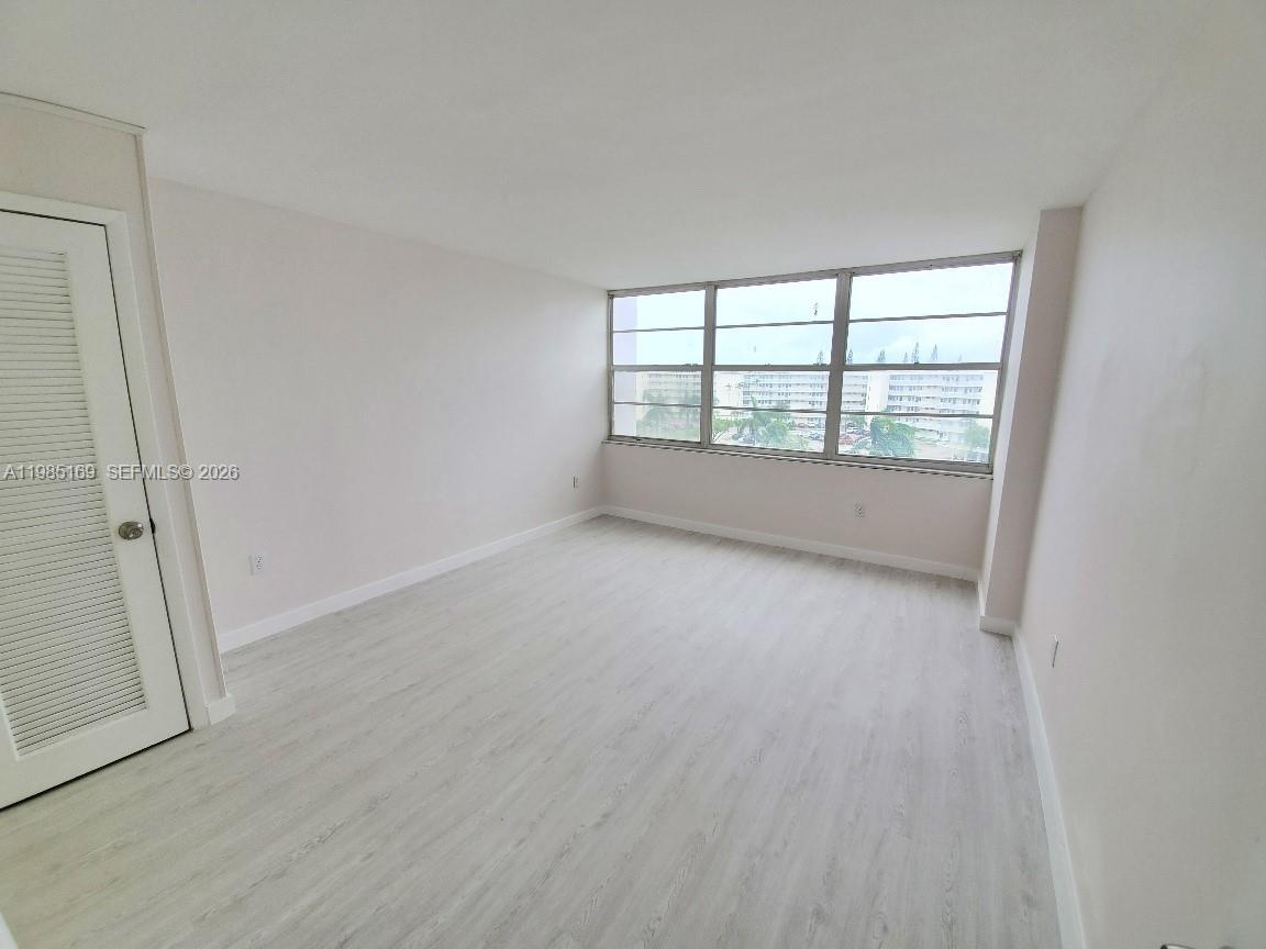 DEL PRADO CONDO - Residential Lease