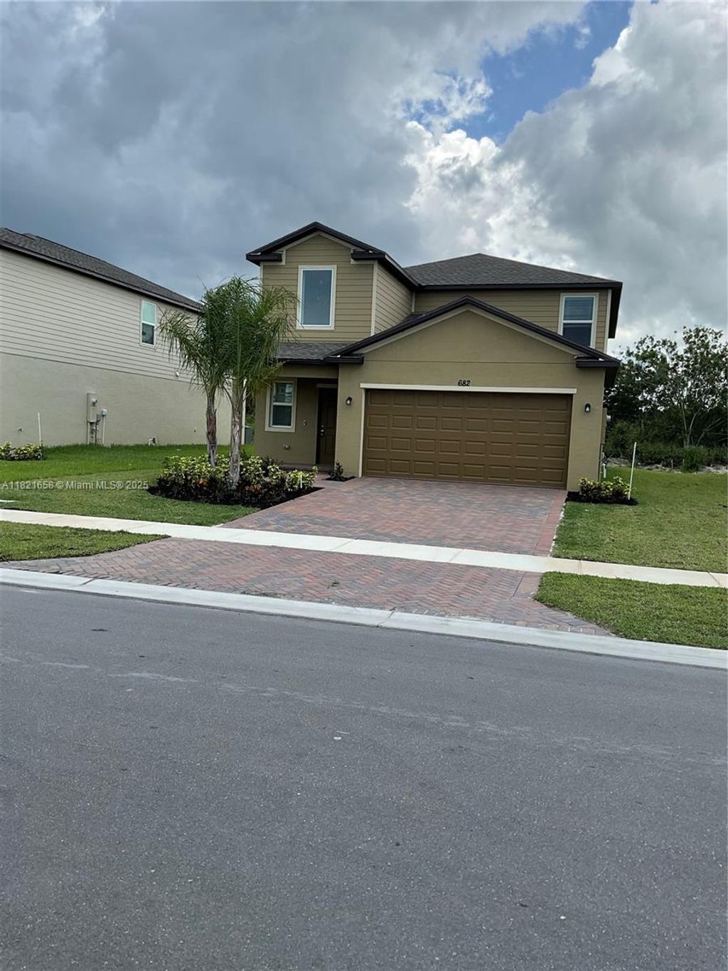 Photo of 682 Carlyle Way, Fort Pierce, FL 34947 (MLS # A11821658)