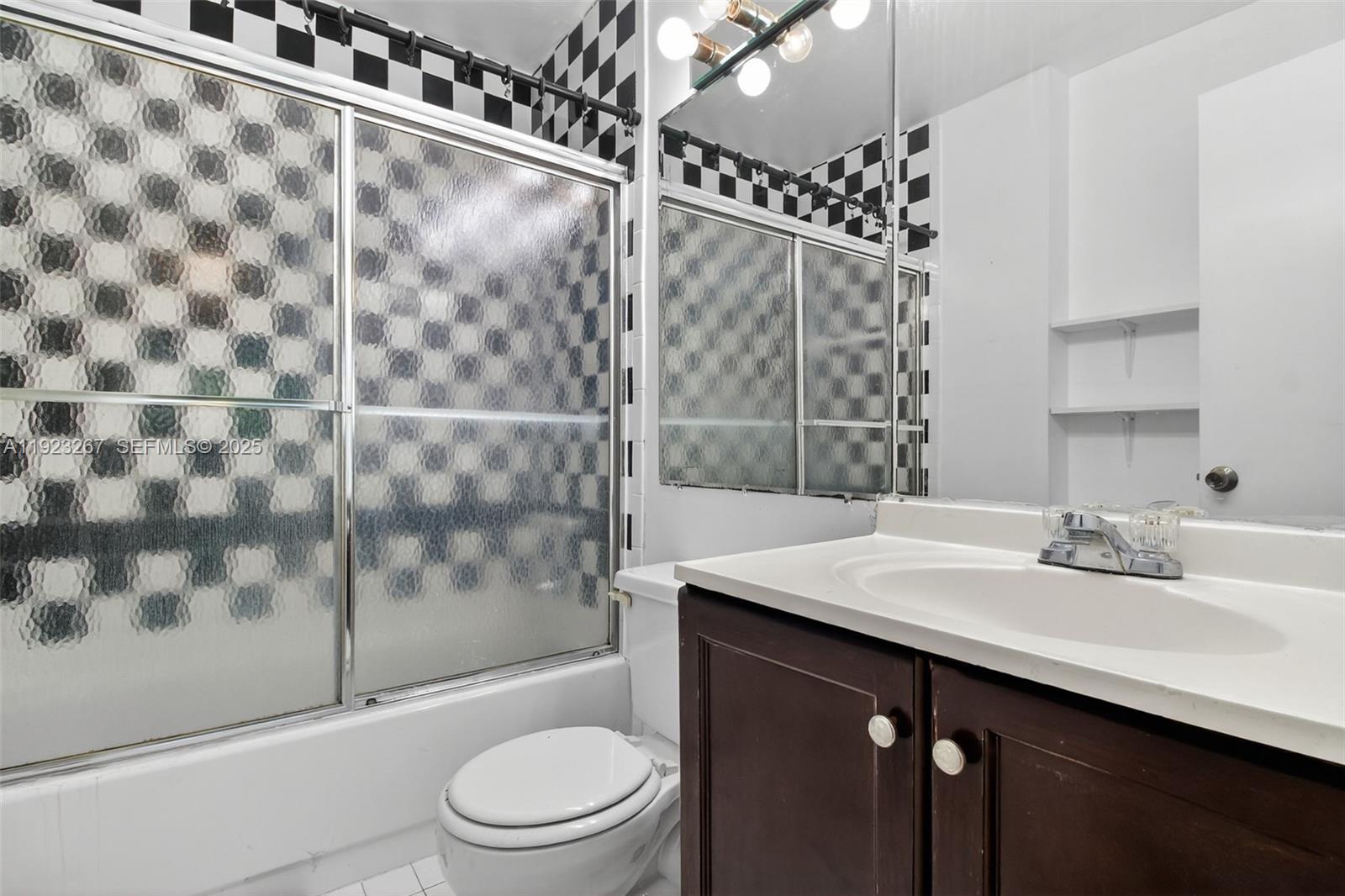 CARIBBEAN GARDENS CONDO - Residential Lease