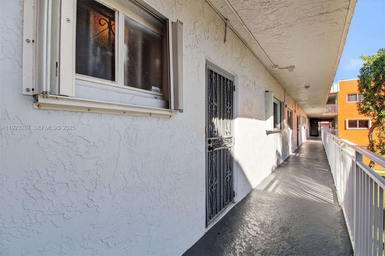 CARIBBEAN GARDENS CONDO - Residential Lease