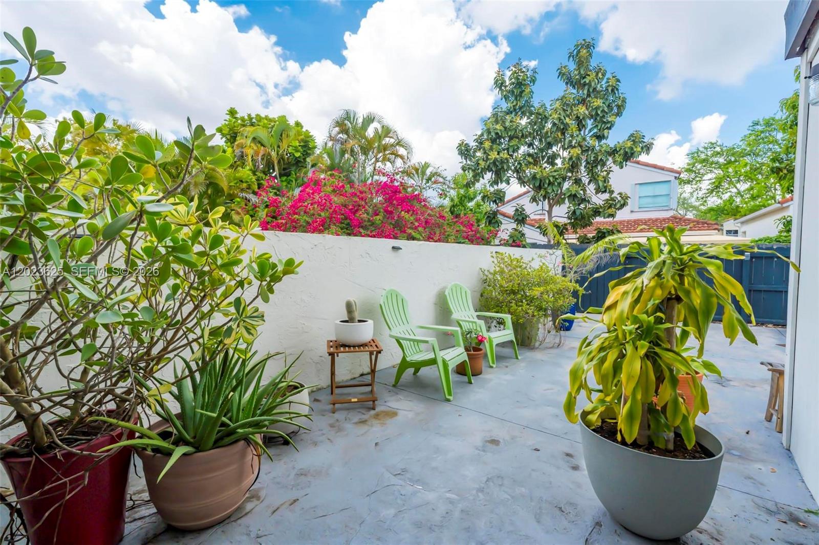 SHADYWOOD VILLAS - Residential