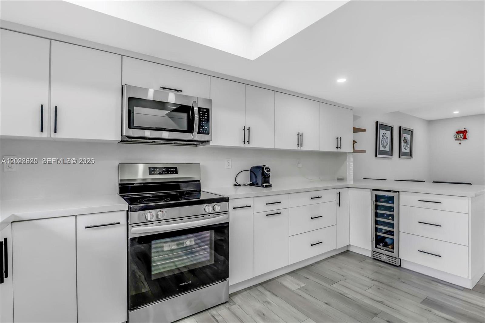 SHADYWOOD VILLAS - Residential