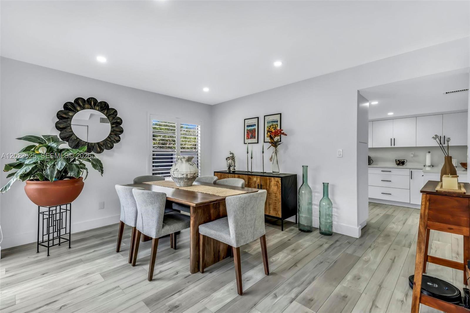 SHADYWOOD VILLAS - Residential