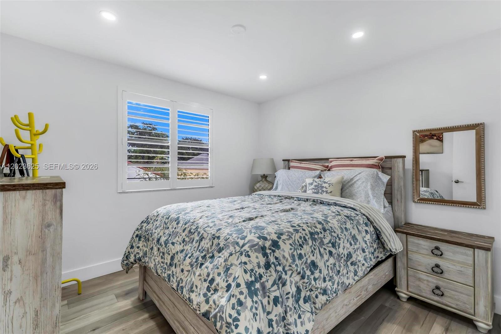 SHADYWOOD VILLAS - Residential