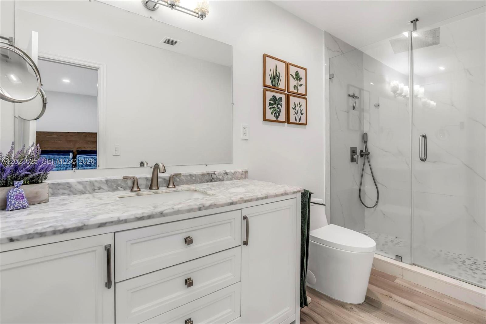 SHADYWOOD VILLAS - Residential