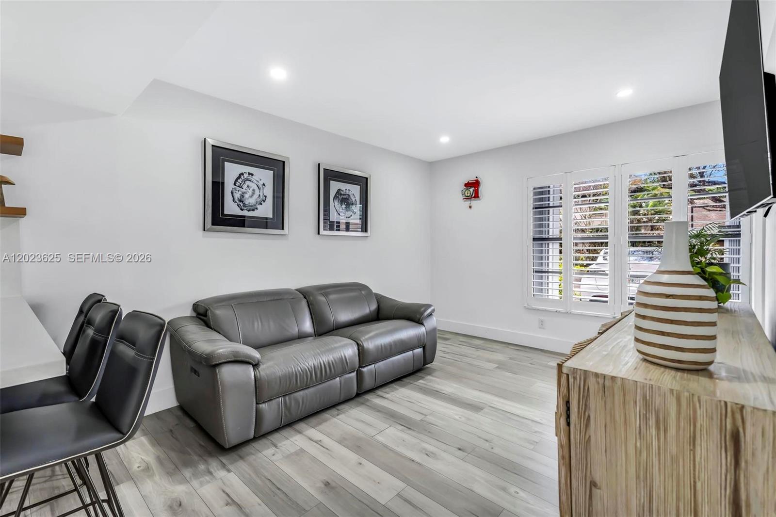 SHADYWOOD VILLAS - Residential