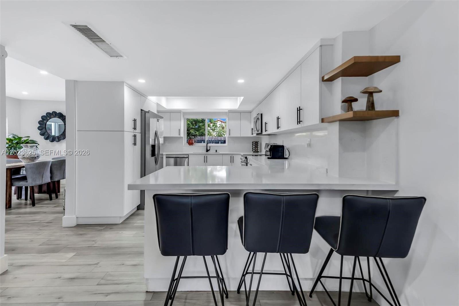 SHADYWOOD VILLAS - Residential