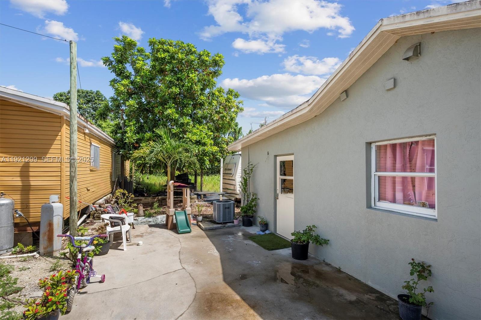 Bonanza Ranchos - Residential