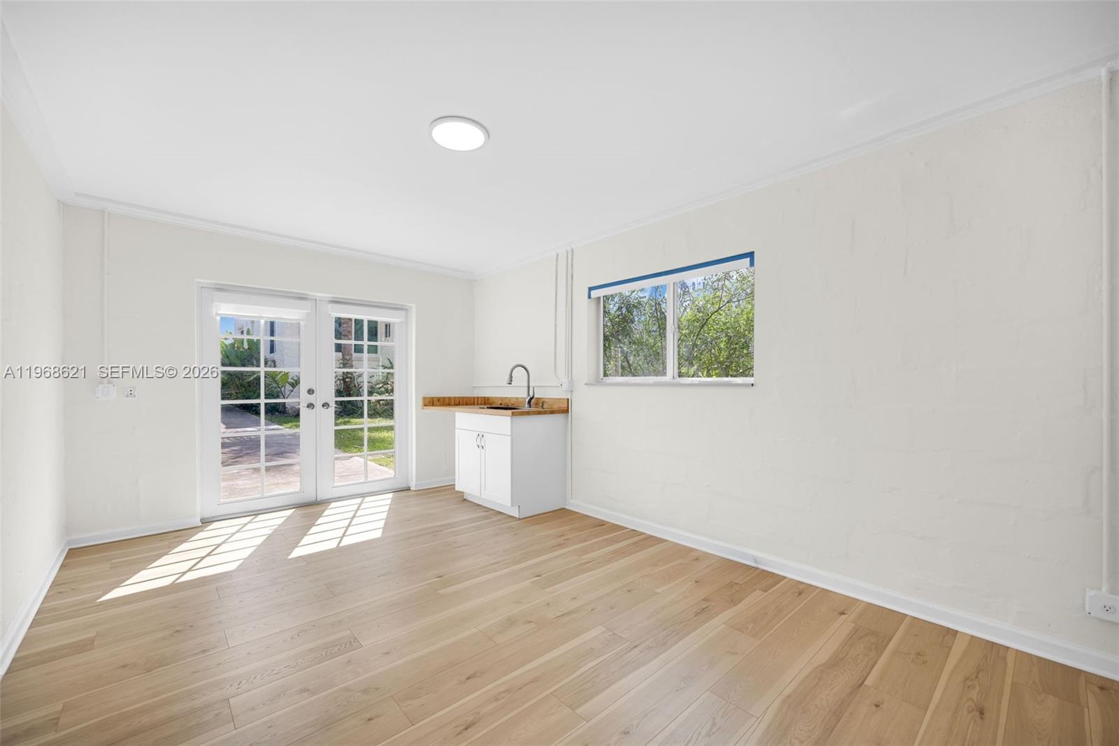 SHADOWLAWN EXTENSION SUB - Residential Lease