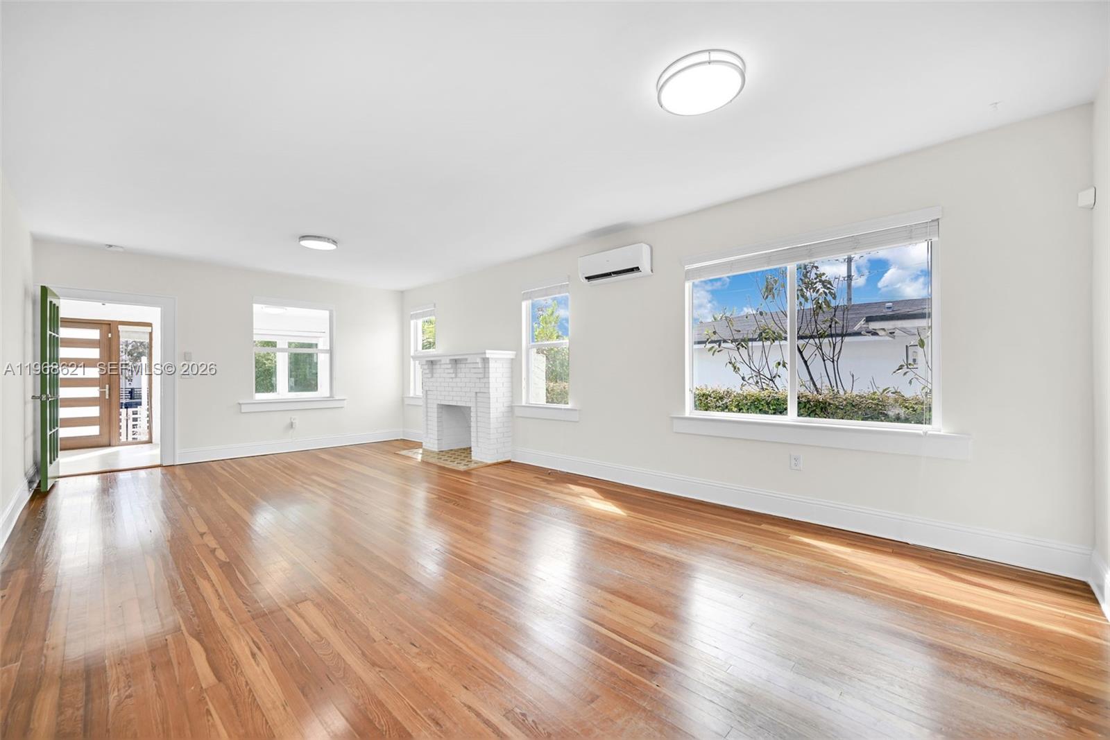 SHADOWLAWN EXTENSION SUB - Residential Lease