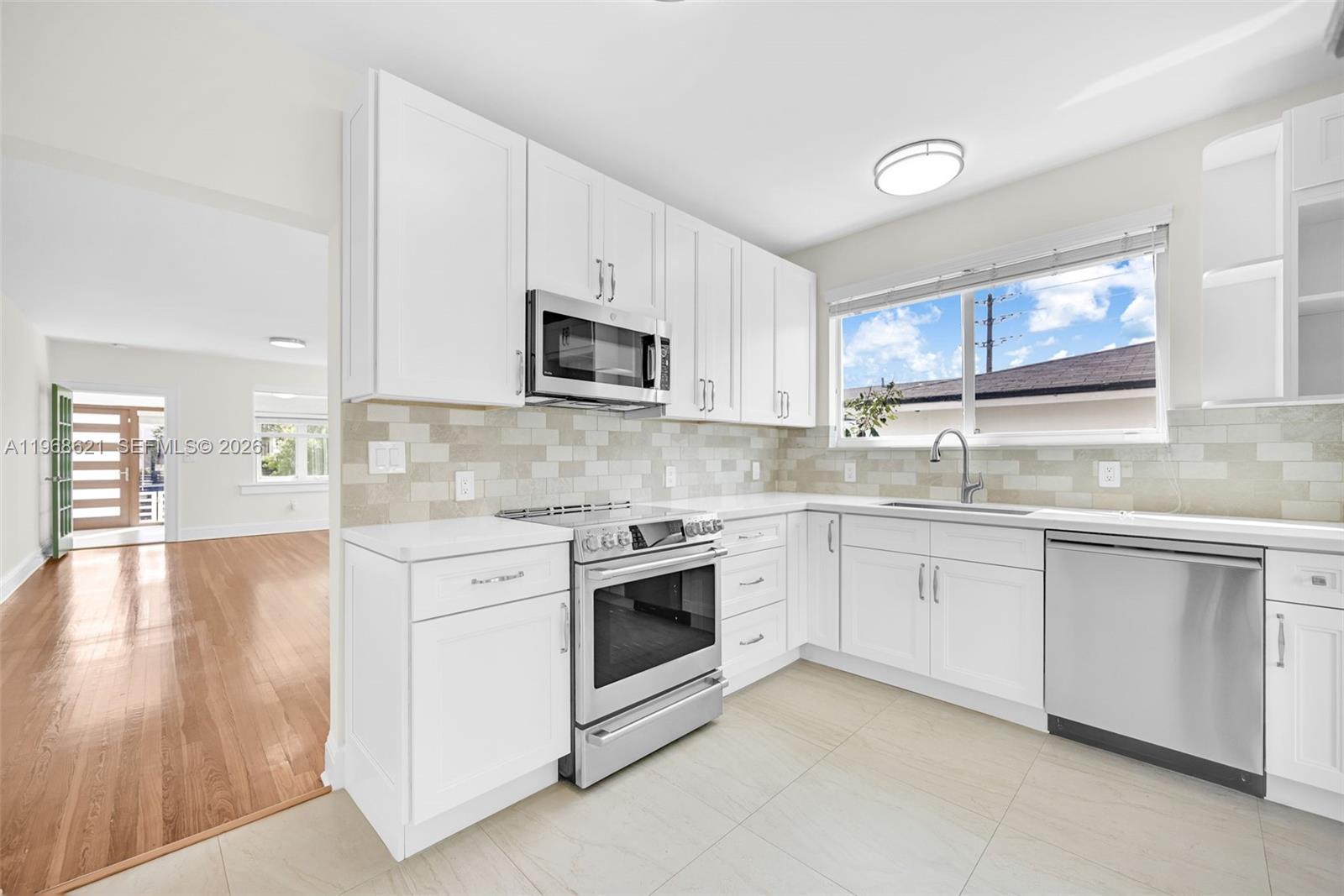 SHADOWLAWN EXTENSION SUB - Residential Lease