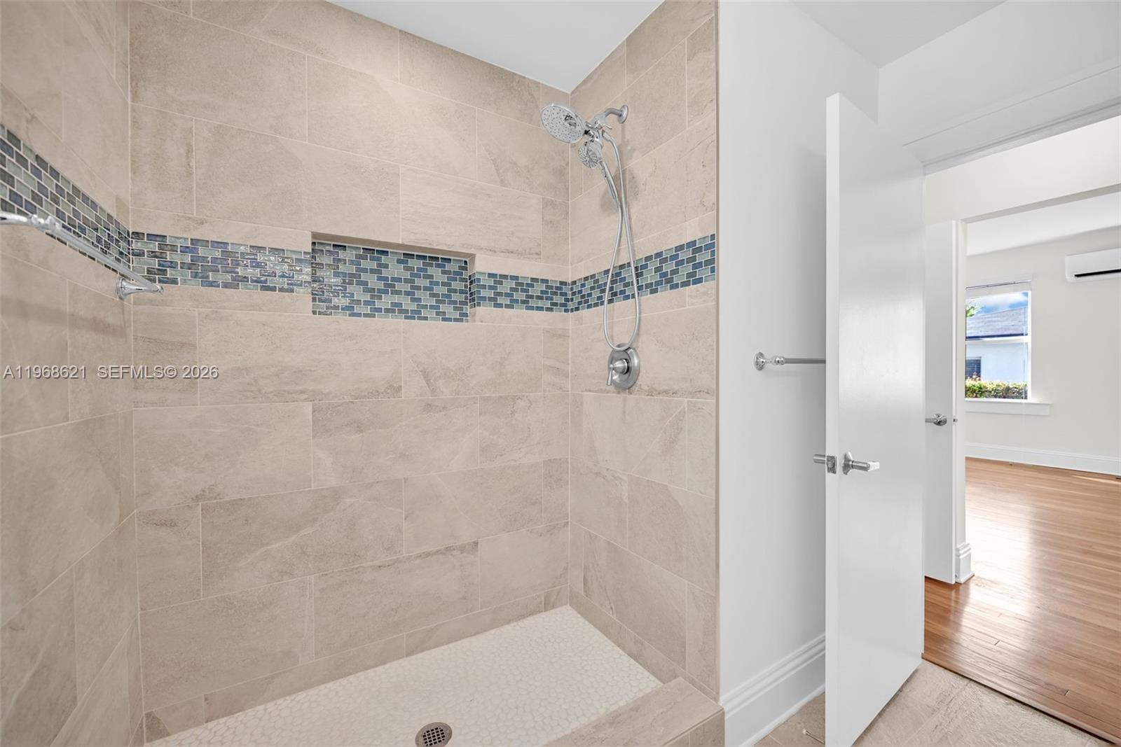 SHADOWLAWN EXTENSION SUB - Residential Lease