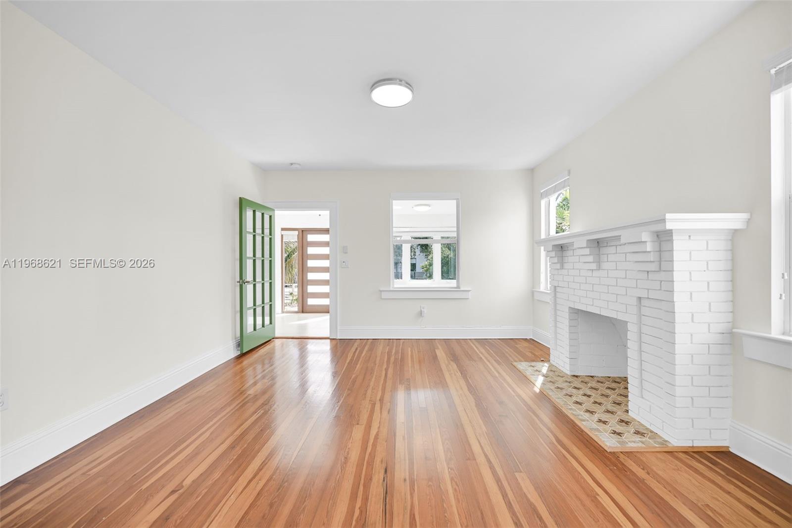 SHADOWLAWN EXTENSION SUB - Residential Lease