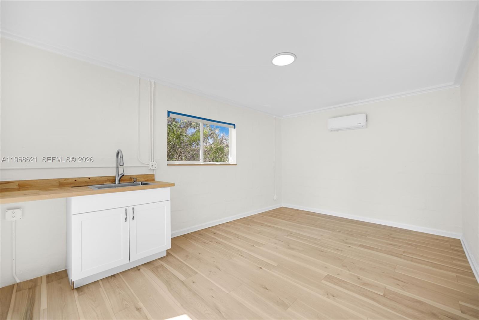 SHADOWLAWN EXTENSION SUB - Residential Lease