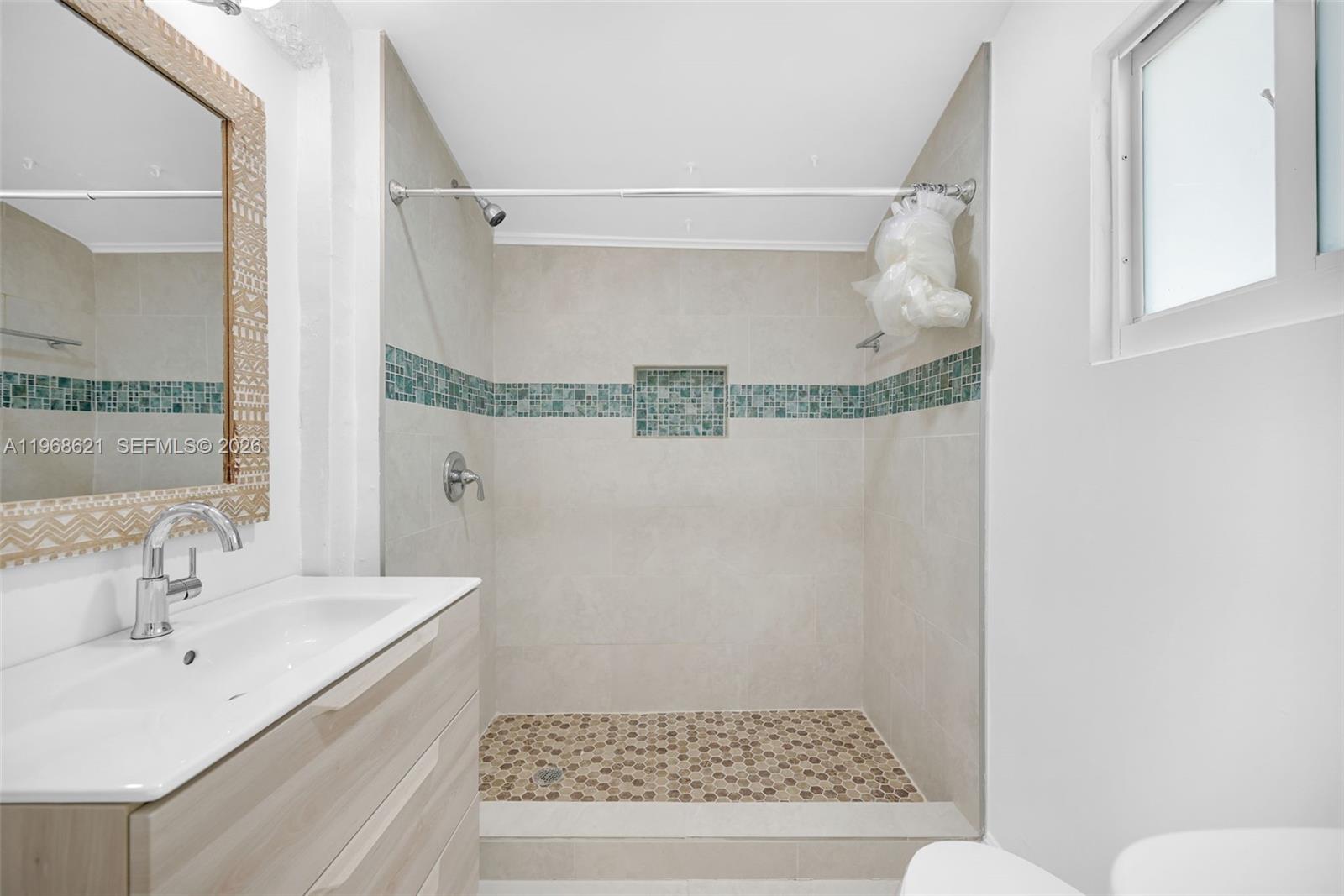 SHADOWLAWN EXTENSION SUB - Residential Lease