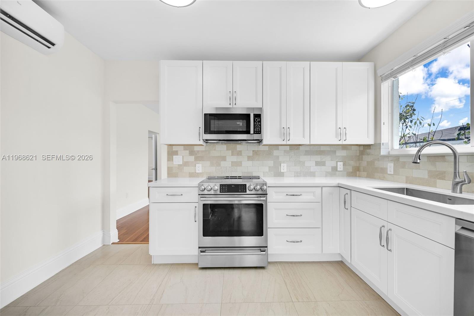 SHADOWLAWN EXTENSION SUB - Residential Lease