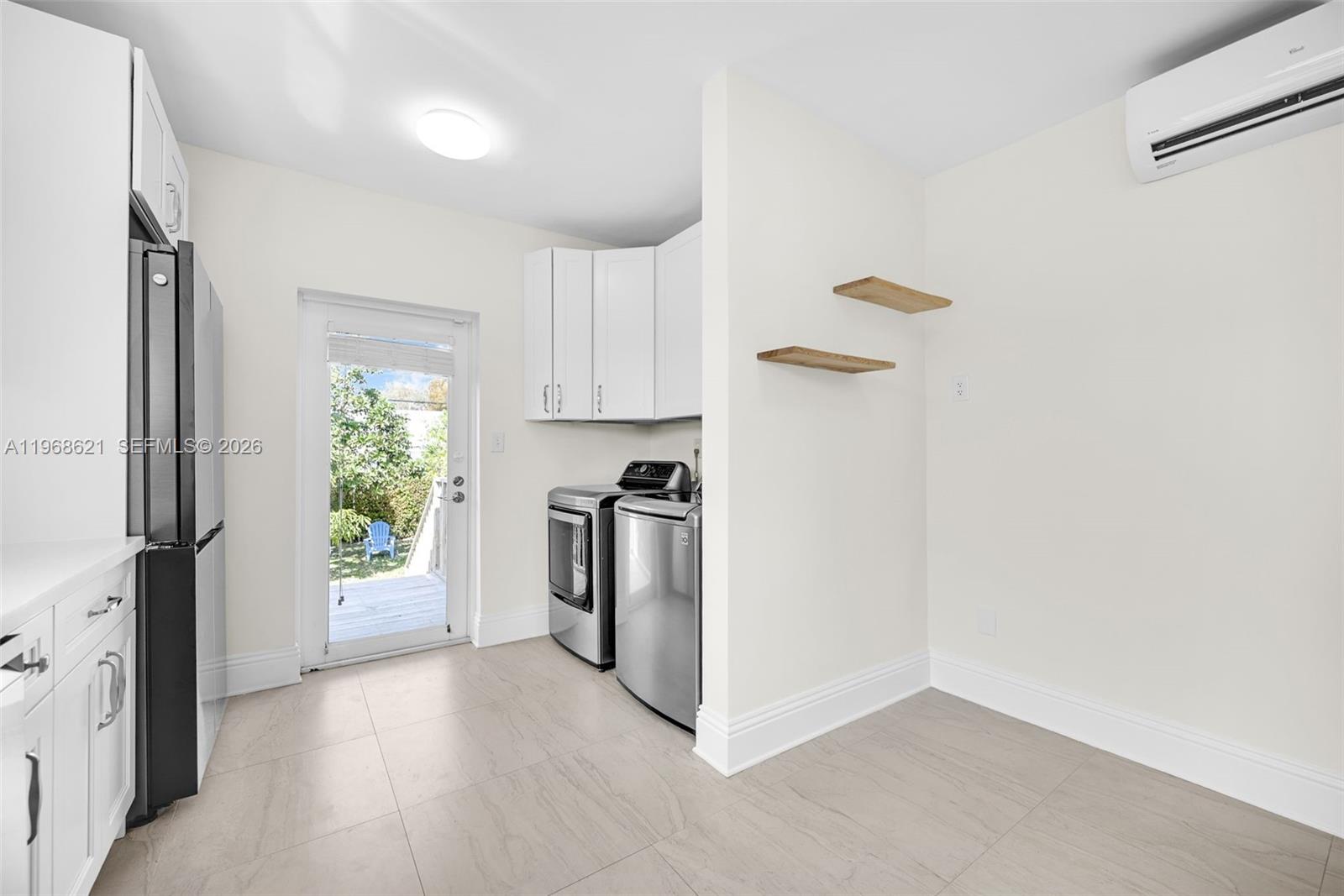 SHADOWLAWN EXTENSION SUB - Residential Lease