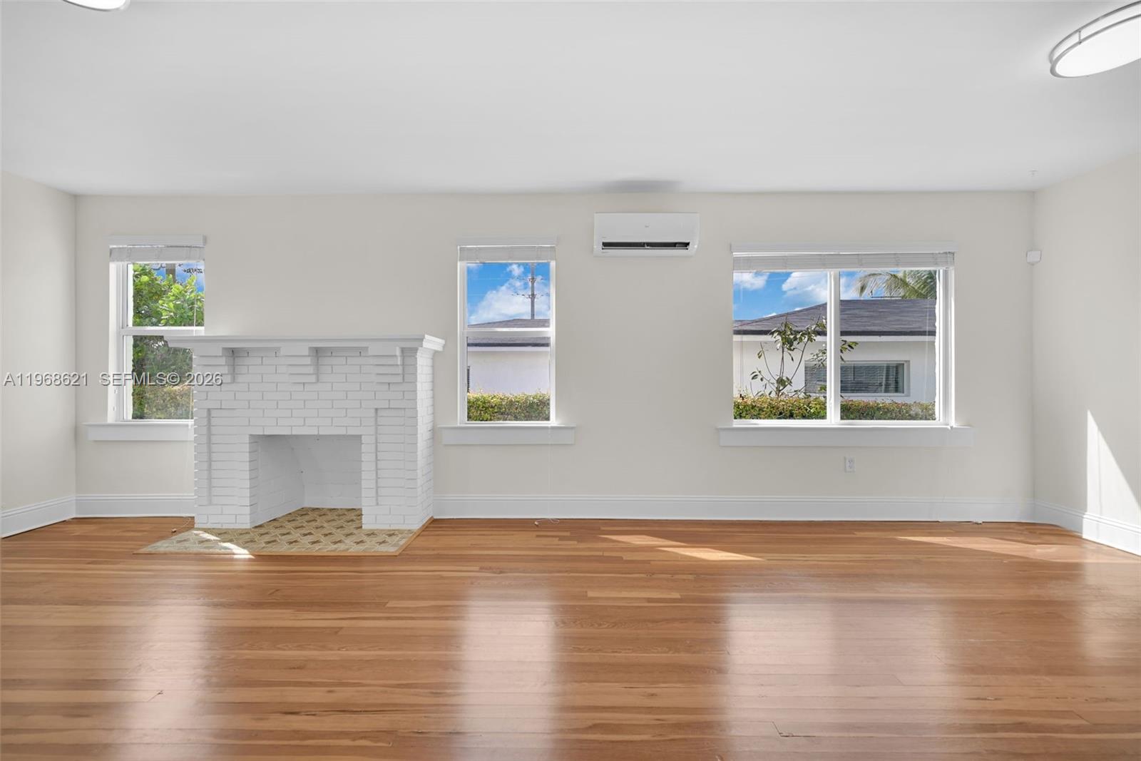 SHADOWLAWN EXTENSION SUB - Residential Lease