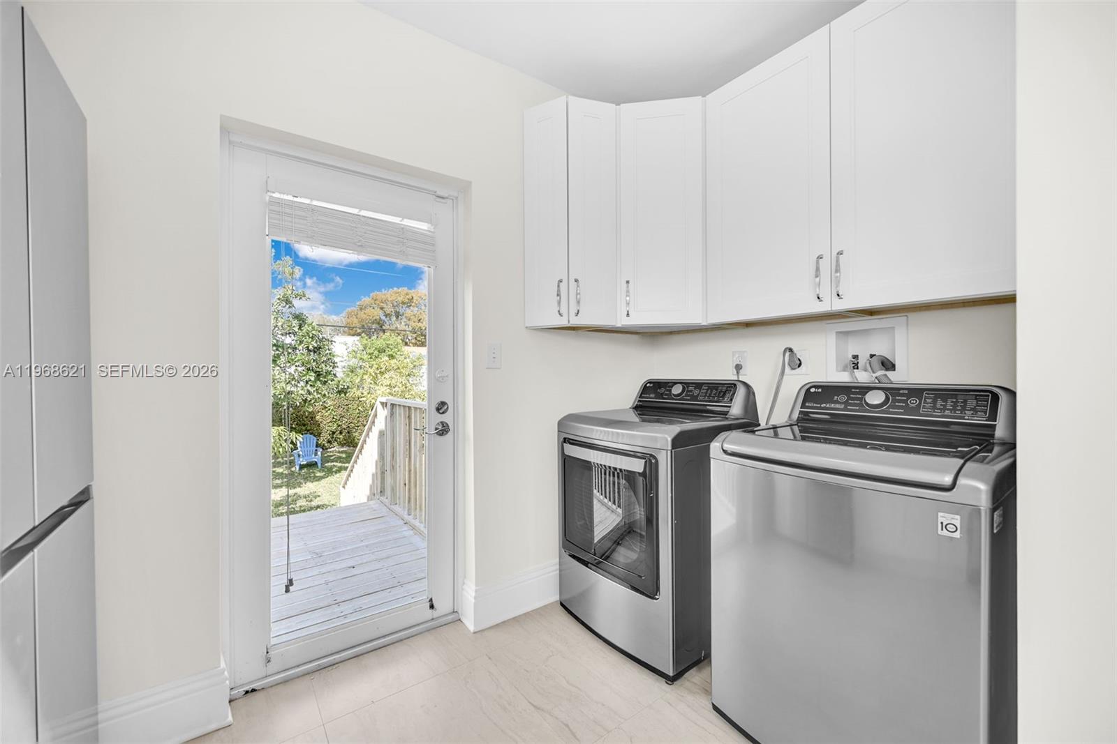 SHADOWLAWN EXTENSION SUB - Residential Lease