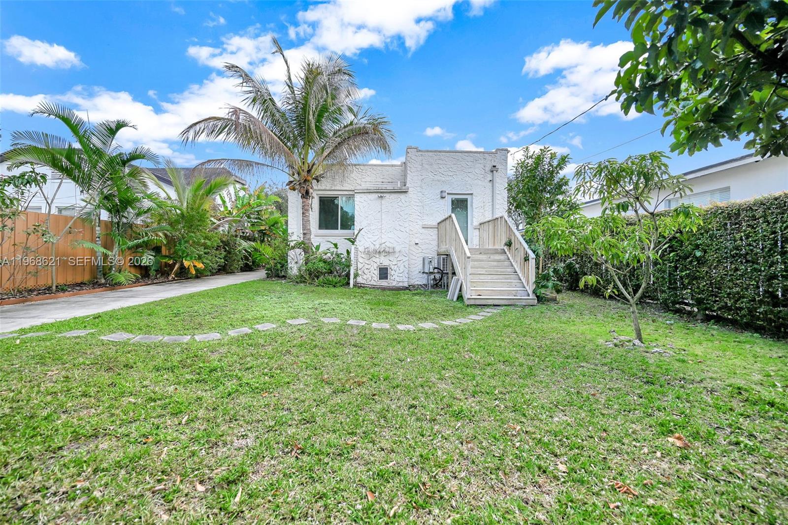 SHADOWLAWN EXTENSION SUB - Residential Lease