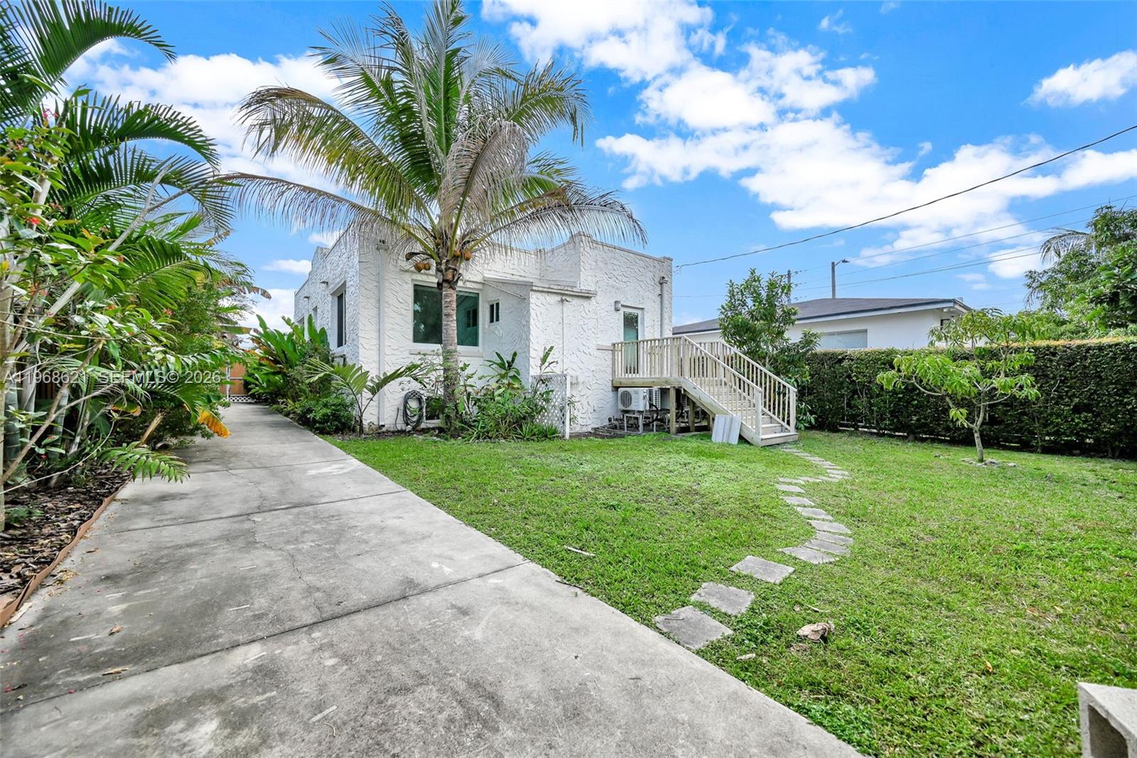 SHADOWLAWN EXTENSION SUB - Residential Lease