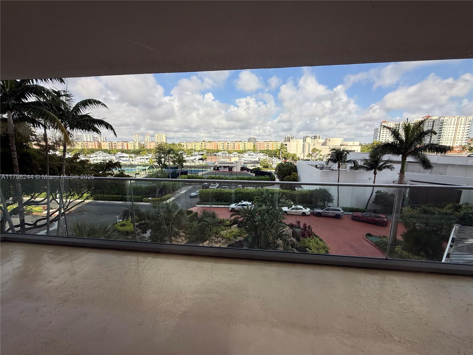 TURNBERRY ISLE CONDO - Residential Lease