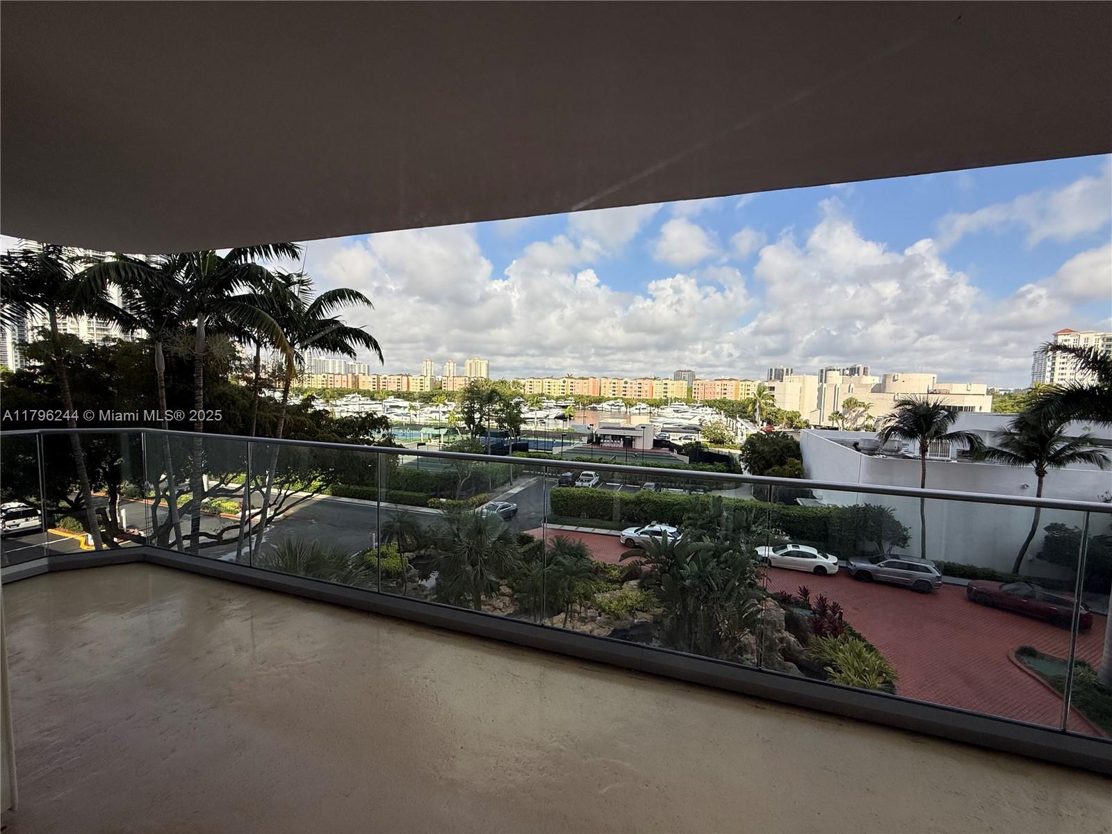 TURNBERRY ISLE CONDO - Residential Lease