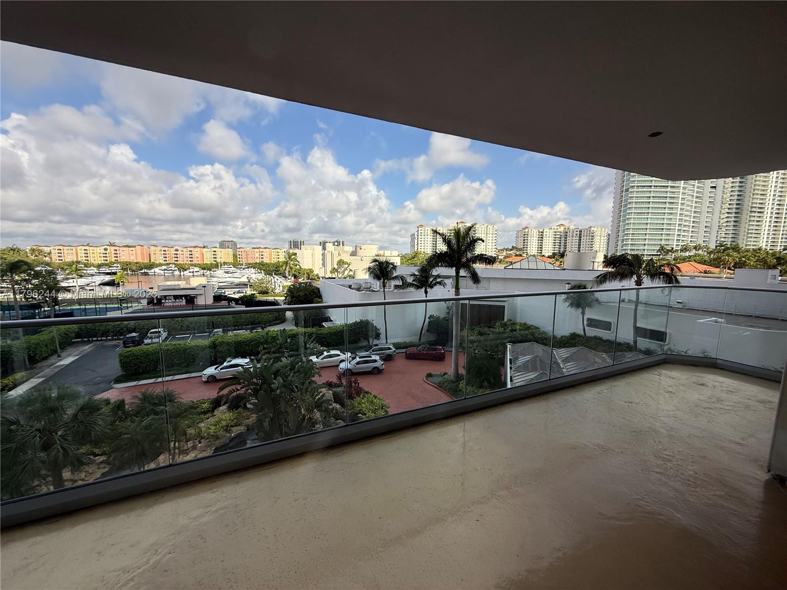 TURNBERRY ISLE CONDO - Residential Lease