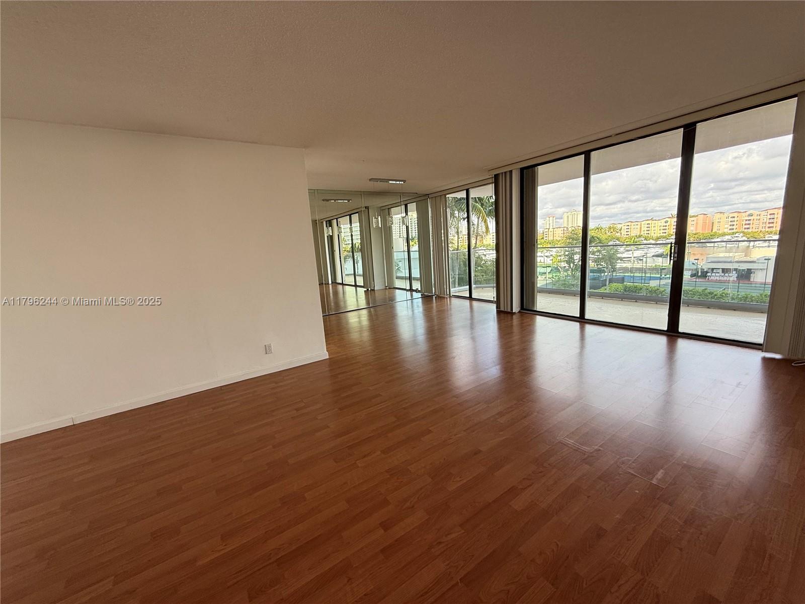 TURNBERRY ISLE CONDO - Residential Lease