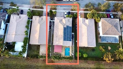 12718 SW 47th St Miramar FL 33027