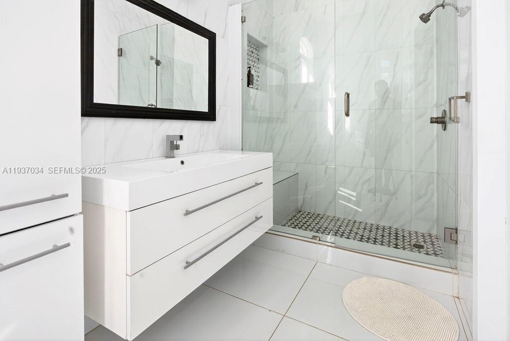 Antigua and Barbuda - Residential