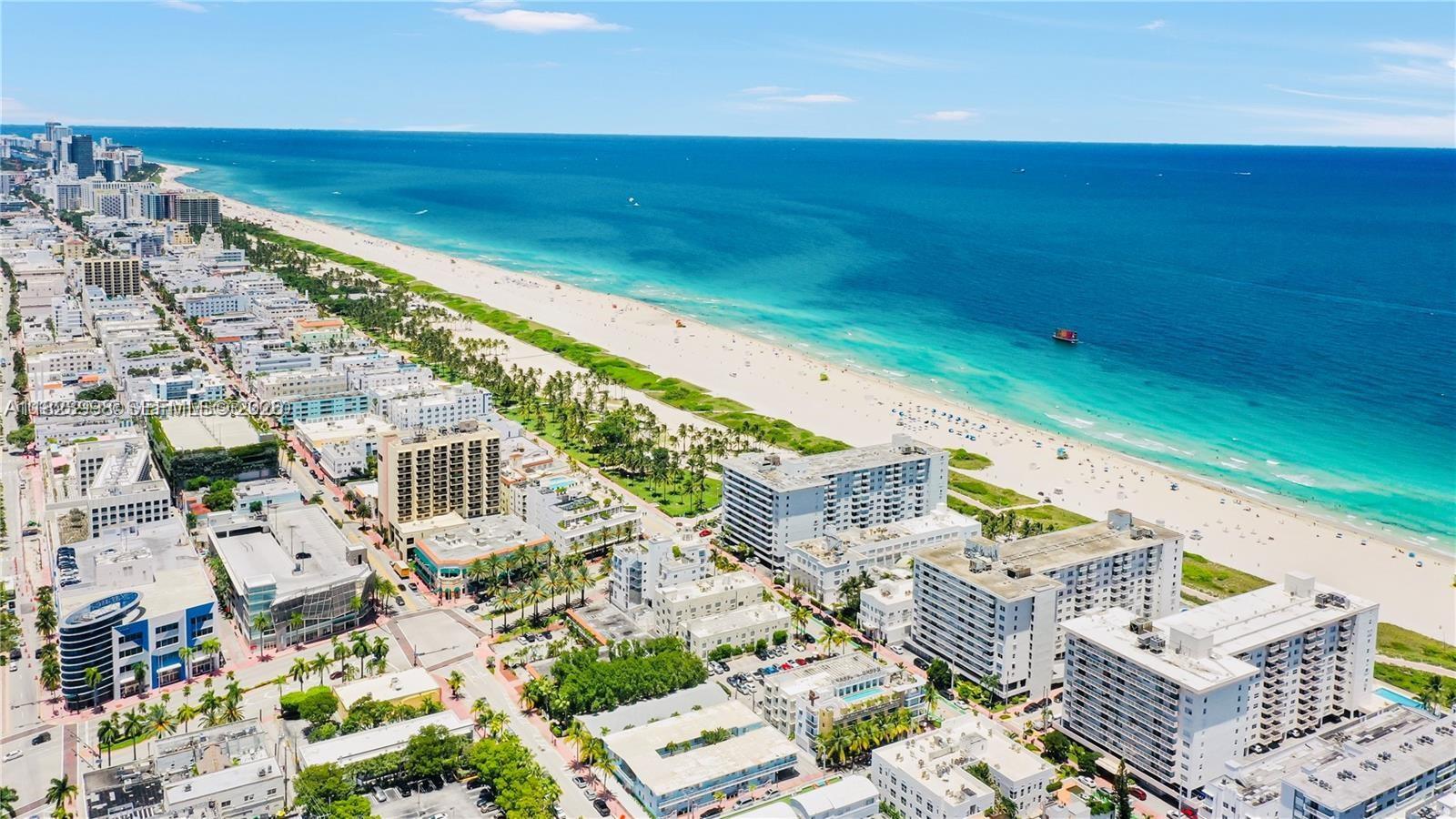 THE PRESIDENTIAL CONDO - Residential