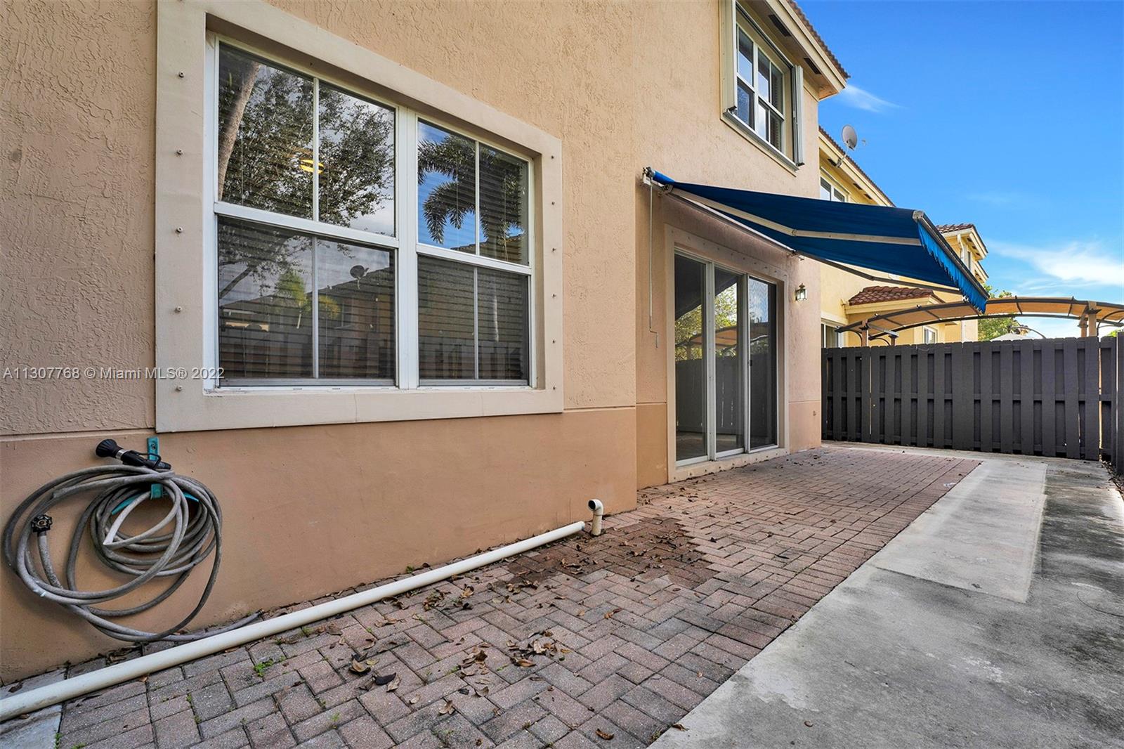 KENDALL BREEZE - Residential