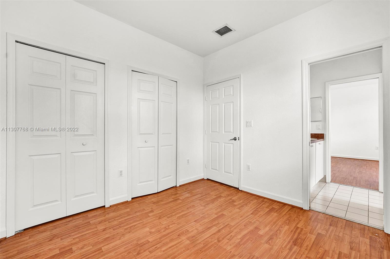 KENDALL BREEZE - Residential