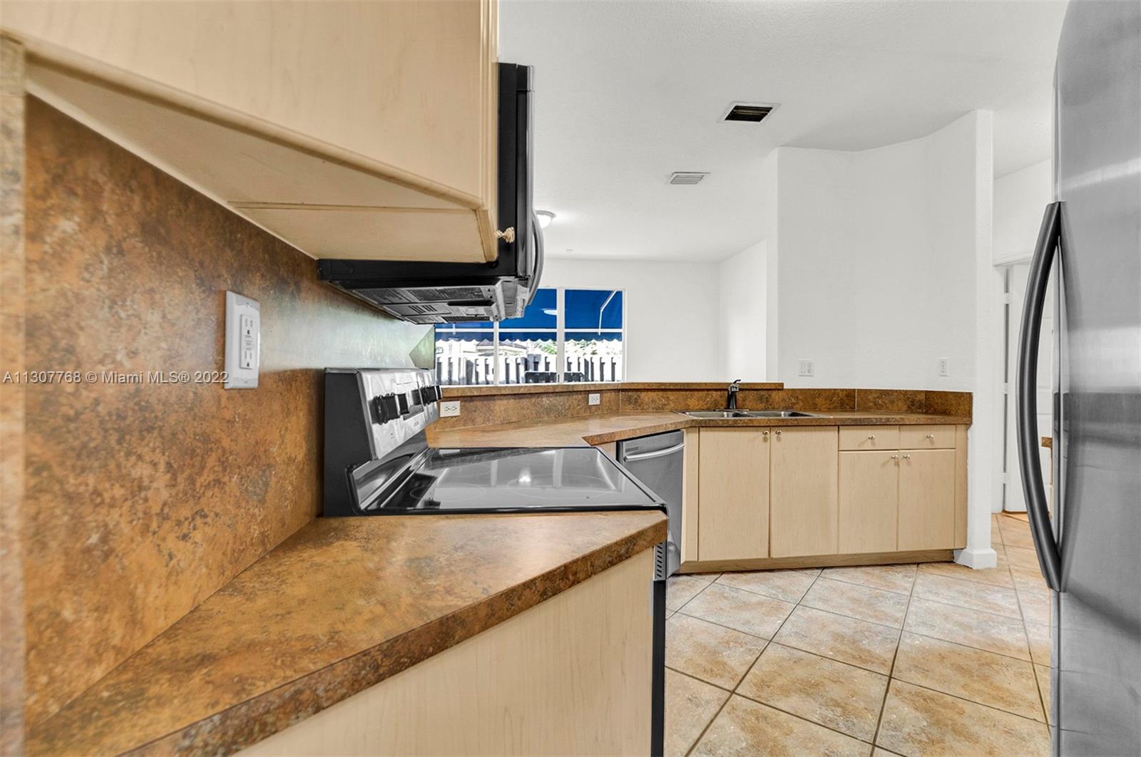 KENDALL BREEZE - Residential