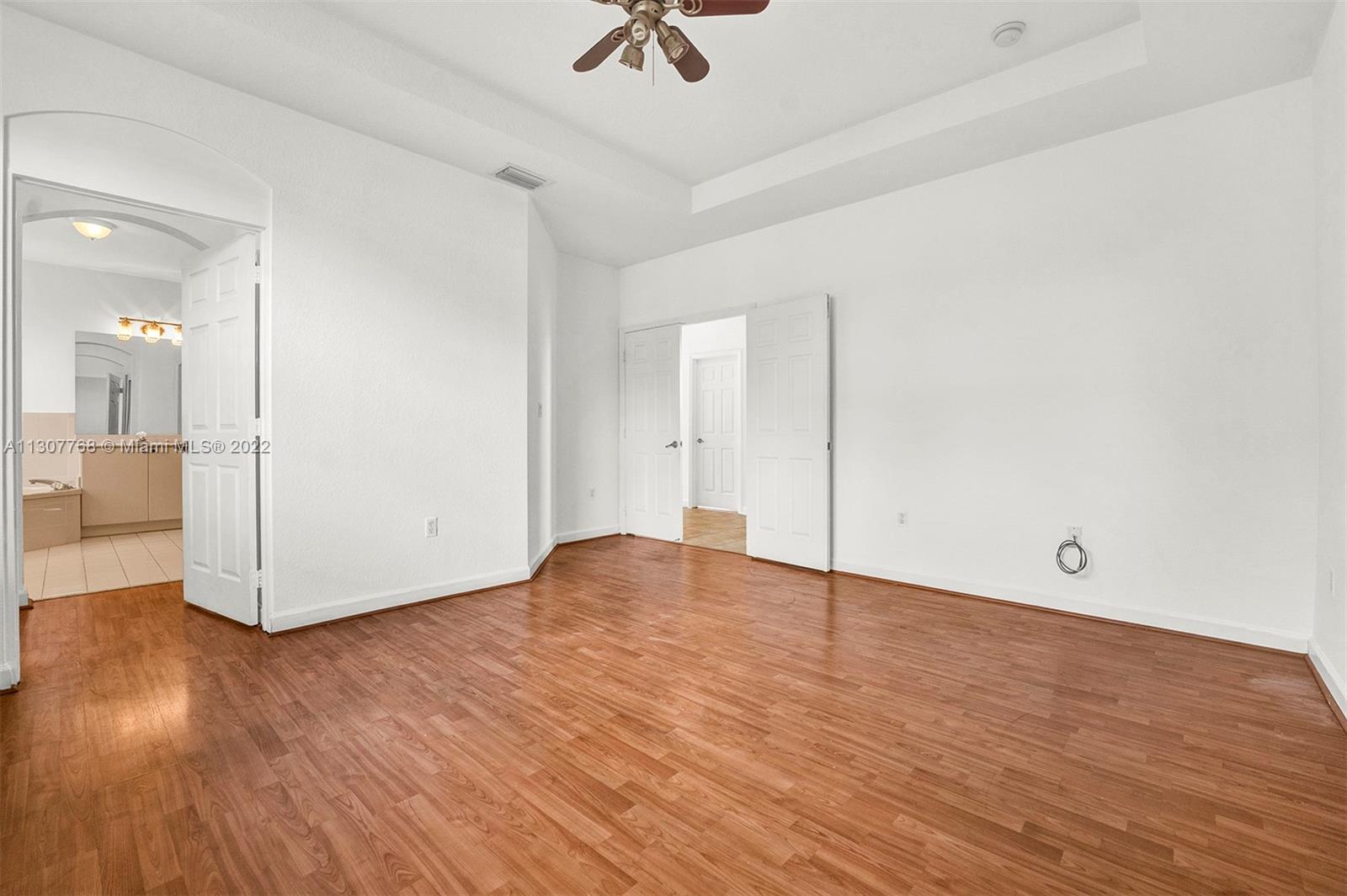 KENDALL BREEZE - Residential