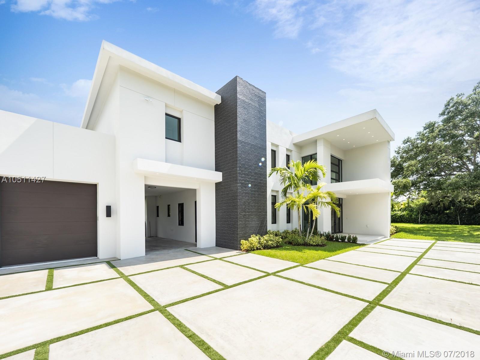 COLLINS HEIGHTS - Residential