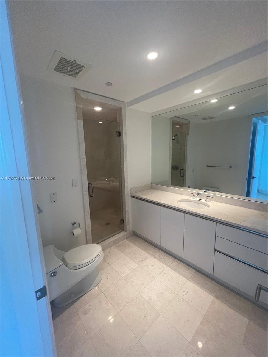 TURNBERRY OCEAN COLONY SOU - Residential Lease