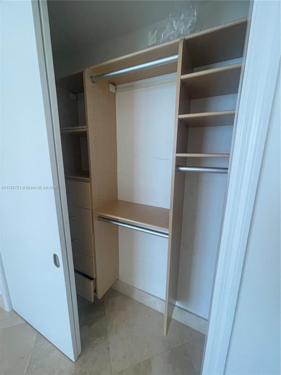 TURNBERRY OCEAN COLONY SOU - Residential Lease