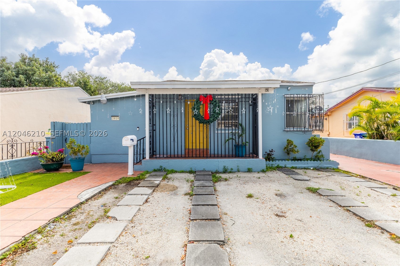 2818 SW 2nd St