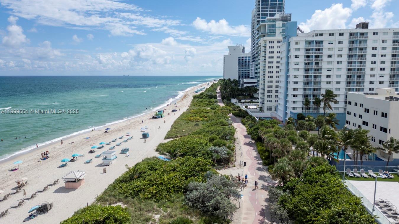 BURLEIGH HOUSE CONDO - Residential