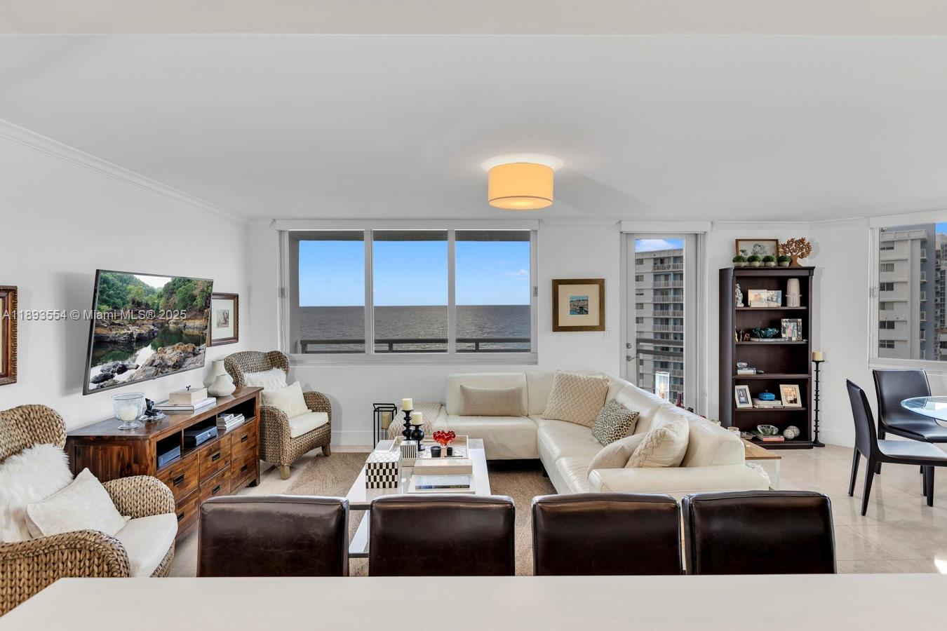 BURLEIGH HOUSE CONDO - Residential