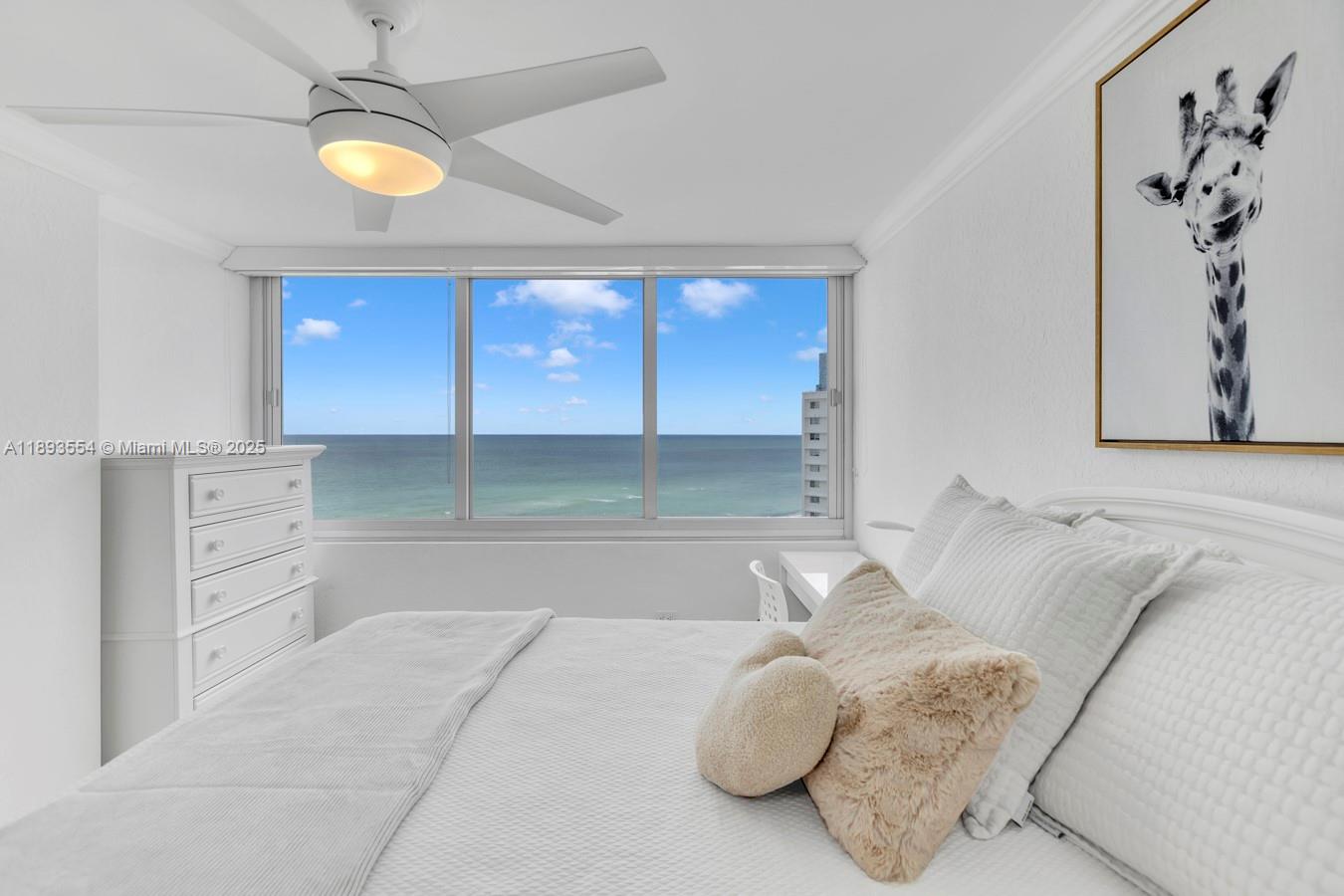 BURLEIGH HOUSE CONDO - Residential