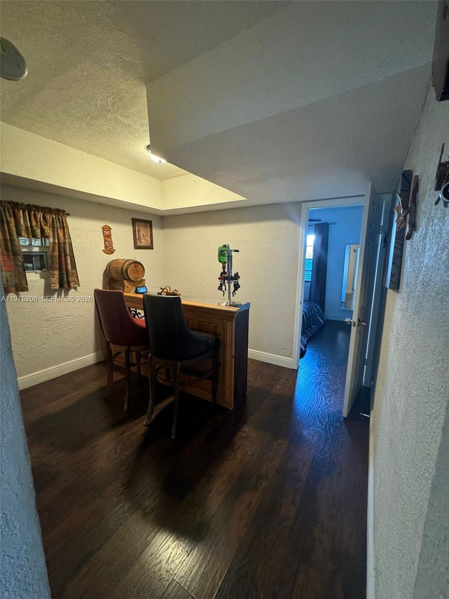 PARA VILLA HEIGHTS - Residential