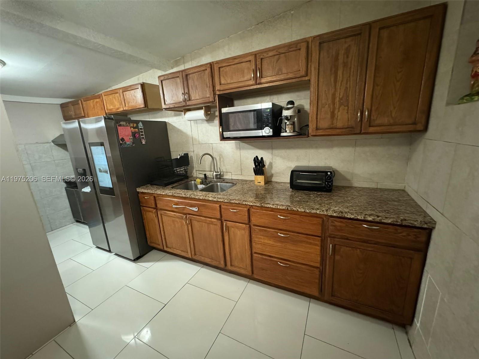 PARA VILLA HEIGHTS - Residential