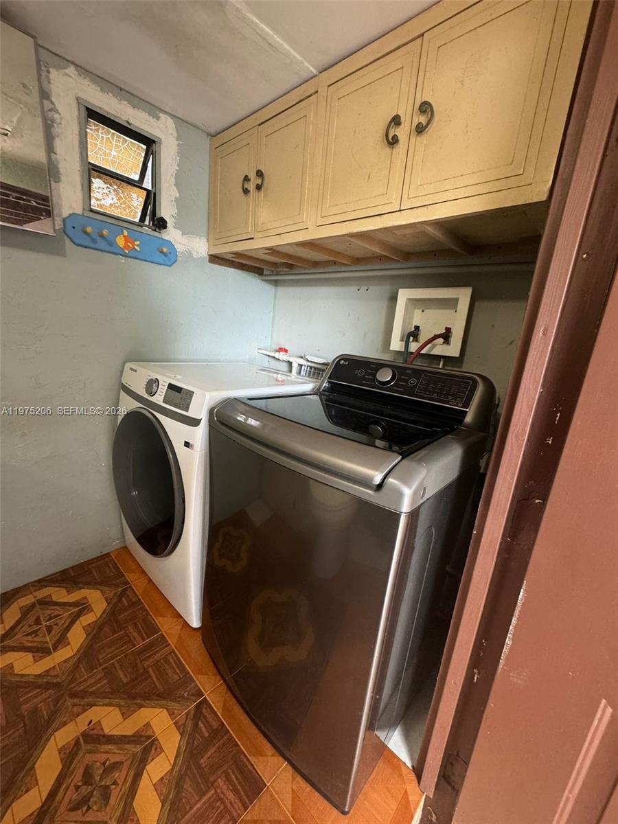 PARA VILLA HEIGHTS - Residential