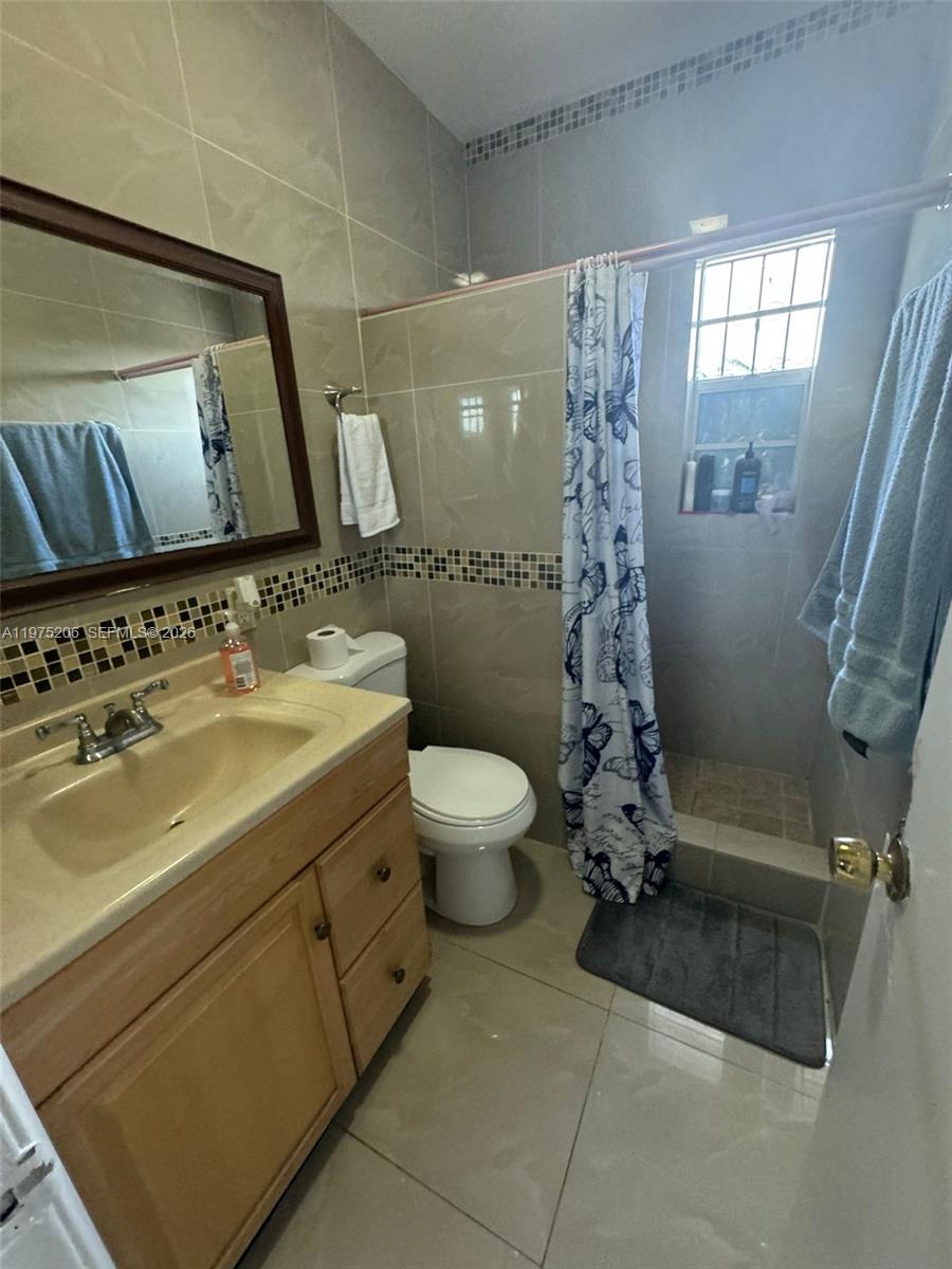 PARA VILLA HEIGHTS - Residential