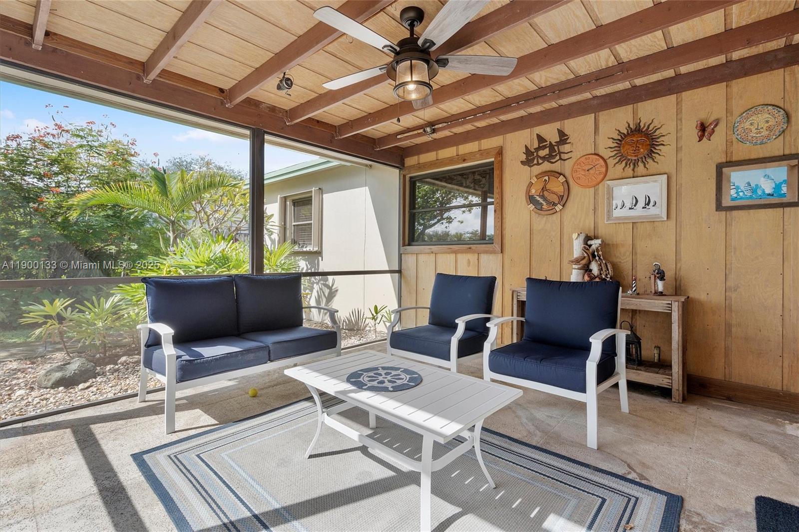 PALM BEACH CABANA COLONY - Residential